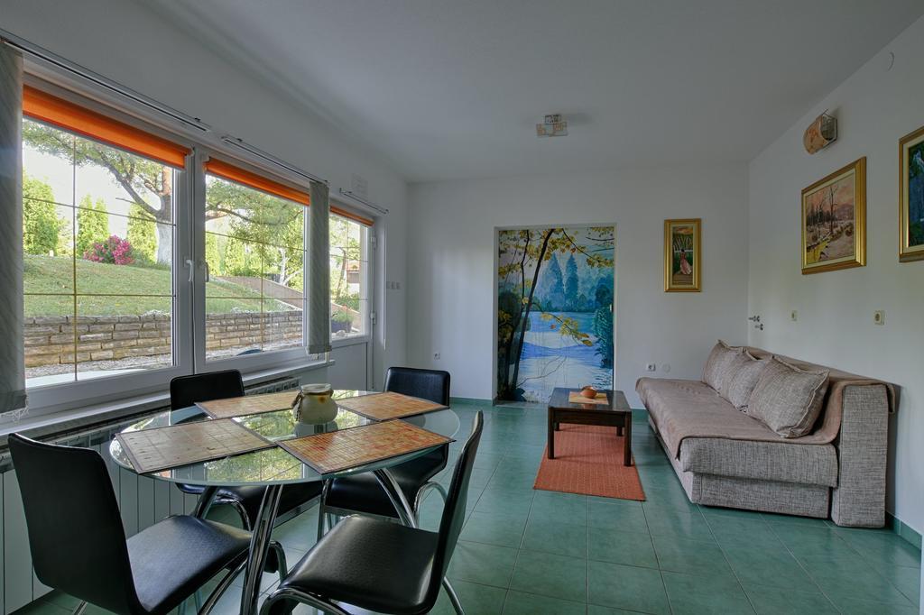 גרבובץ Apartments Bozic מראה חיצוני תמונה