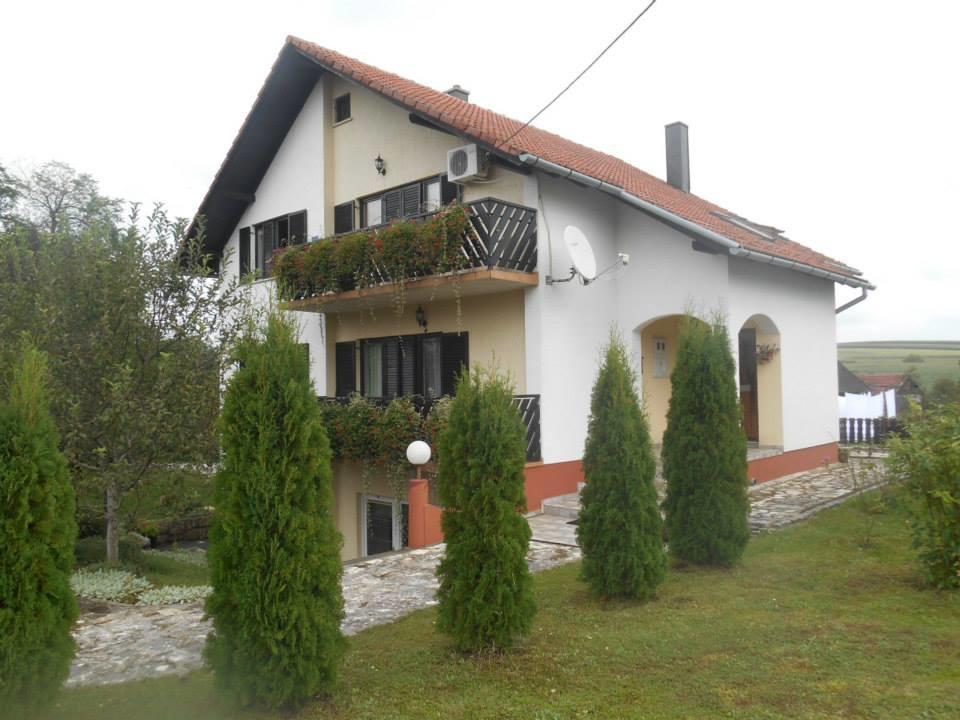 גרבובץ Apartments Bozic מראה חיצוני תמונה